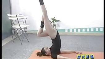 减肥瘦身瑜伽视频,跟随减肥瘦身视频，轻松打造完美身材